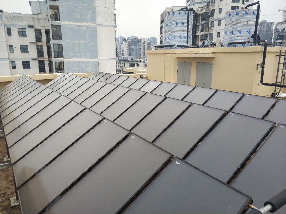 告別排隊搶熱水！廣西正旭新能源科技有限公司為您打造舒適校園生活！